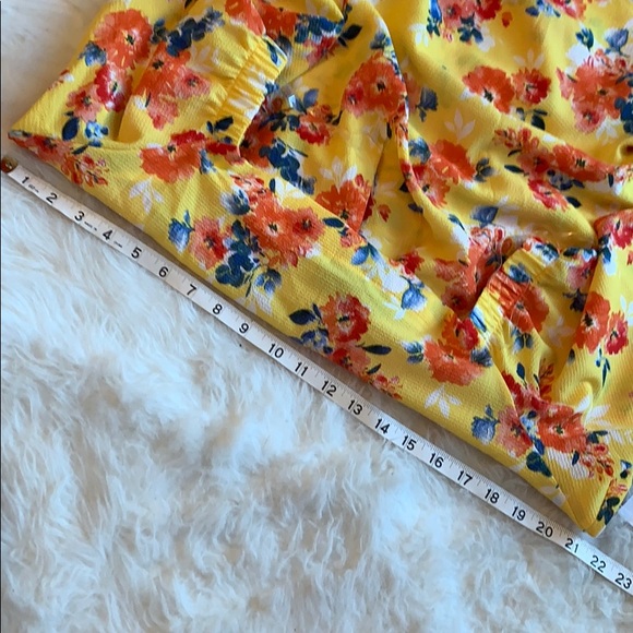 Status Grassley off shoulder blouse yellow floral - Picture 12 of 16